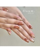 フラウム(flaum.)/コーラルで多幸感ネイル