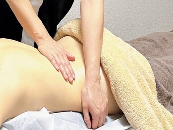 ココロ(COCORO)の写真/12経絡アロマリンパマッサージで日ごろの疲れを解消！美と健康維持へと導きます◎お気軽にご来店ください♪