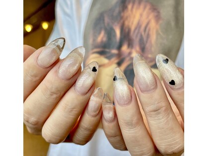 フィガロ(FIGARO)の写真