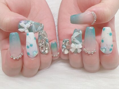 アフリス(Aphris)の写真