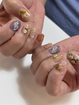 オカユデザイン ネイルワークス(OKAYU DESIGN Nailworks)/pop&mood
