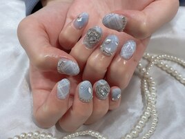 フレンチガーリーネイル
