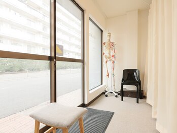 川口そうぜん鍼灸院/待合スペース