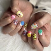 ビーネイル(8ee Nail)