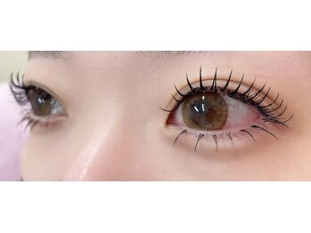 ユユサロン(youyu salon)/上下束感フラットラッシュ/LED可