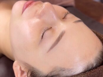 ナルシス(Narcissus)の写真/当店人気No.１メニュー【インディバで小顔実現、むくみ解消】キュっと引き締まった理想のフェイスラインに