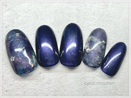【ギラギラ宇宙ネイル】