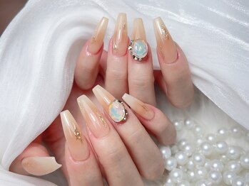 Mネイル/ブラウンベージュ｜チーク