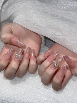 グローネイルズ(Glow Nails)/