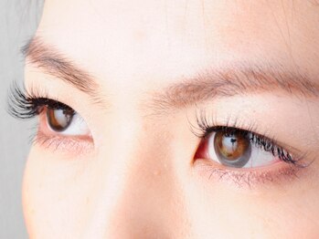 アミュレット(amyulet)/まつ毛エクステ(上)140本