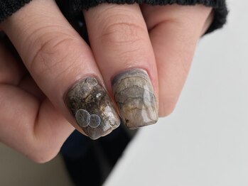 ヨイン(YOIEN)/free art design