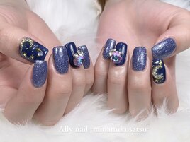 キラキラパーツネイル