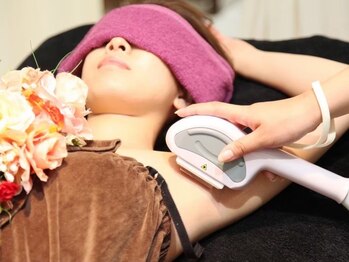 ウィンウィン 周南店(Win Win)の写真/【今こそ全身脱毛で“ムダ毛のない美肌”に】お肌のケアはお忘れなく♪面倒な自己処理はもう卒業！