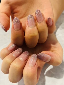 ネイルサロン M/ラメグラ　色の変更可能