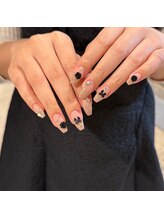 エイティスト(8ist)/薔薇ラメグラ[新宿/新宿駅]