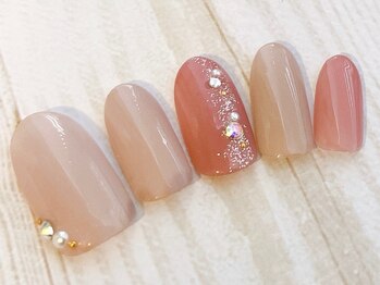 アミネイルズ(AmiNails)/縦ストーンネイル♪