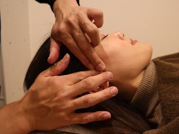 くすのき鍼灸整体院/眼精疲労の鍼施術