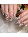 宝石ネイル