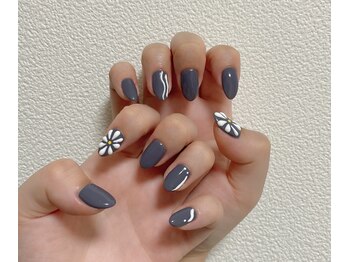 コロミネイル(colome nail)/ぷっくりお花アート