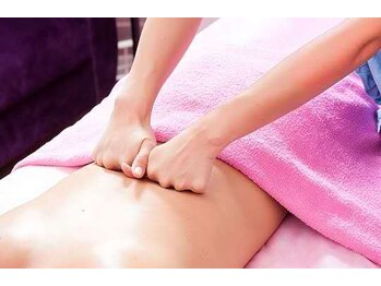 Relaxation salon 癒月【ゆづき】の写真/心と体をととのえる贅沢なひとときを。アロマオイルで癒されたい方へ贈る癒やし☆