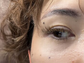バンブルビー 中津 梅田(BUMBLEBee)の写真/年齢と共に黒のエクステが浮くお悩みに！絶妙カラーで濃さの調整からニュアンスデザインまでおまかせ♪