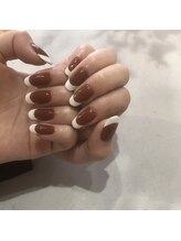 アンバー(Amber)/フレンチネイル♪