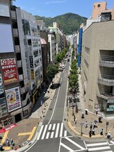 こりほぐし 三宮駅前/北野坂の眺め（昼）