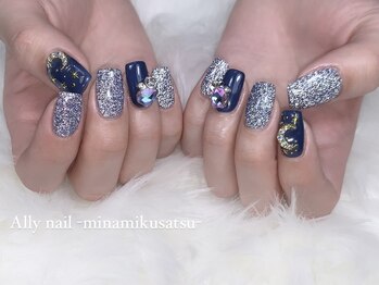 夜空キラキラフラッシュネイル