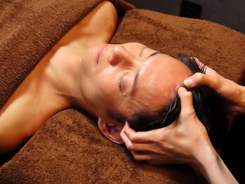 ヘッドスパサロン リスブラン 銀座新富町店/ドライヘッドスパ2