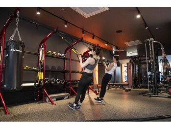 レックス ニジュウヨン フォー ウーメン(L'ex 24 for women)/TRX