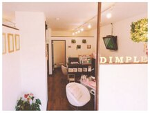 ネイル ディンプル(Nail Dimple)