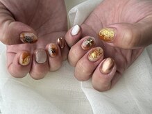 エードット(A.)/