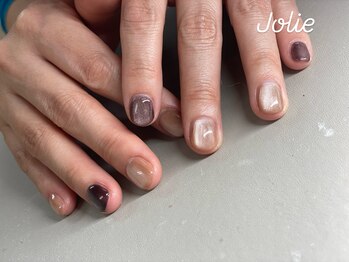 ジョリー(Jolie)/マグネットネイル