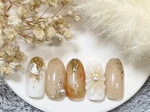 ネイルルームシャイン/