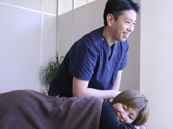 国立駅前カイロプラクティックの写真/【お子様連れOK◎】スマホ・PCによる姿勢の崩れはもちろん、産前産後のケアも当院にお任せください☆