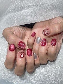 グローネイルズ(Glow Nails)/