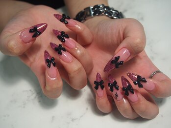 シス(S.I.S)/担当佐藤