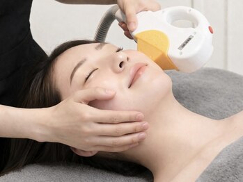 エナ(ENA)/性別問わず人気の顔脱毛