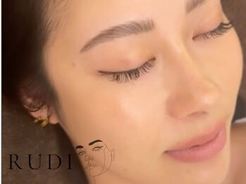 ルディ 阿波座店(RUDI)の写真/【眉毛迷子、卒業】大人の眉悩みに。自己処理では叶わない、上品で自然な美眉へ。寄り添い力No.1眉毛サロン