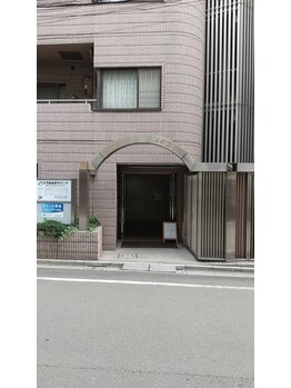 ティーラッシュ(T lash)/こちらのビルの4階♪ [マツエク]