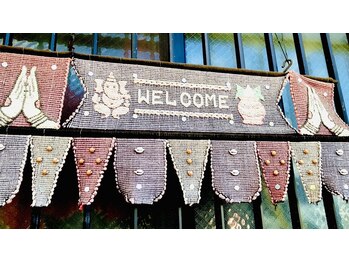 チャナン(canang)/階段を上がり左側へ