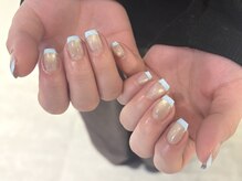 マグネット×フレンチネイル