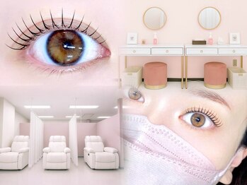 アリストウキョウ 町田店(alice tokyo)の写真/《白×ピンクを基調とした明るい店内♪》まつげパーマ(マツパ)/眉毛/まつげエクステ(マツエク)ならお任せ♪