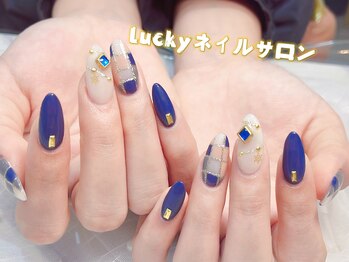 ラッキー(Lucky)/冬ネイル
