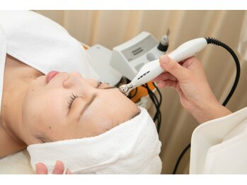 ポーラ ザ ビューティ 富士駅南店(POLA THE BEAUTY)/低周波トリートメント機器EMS