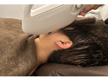 クラシックス(CLASSICS)/もみあげの形も整えれます!