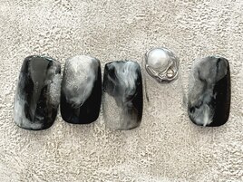 ブラック×ホワイトニュアンス