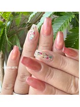 ネイルアンドアイラッシュ グランジュテ(GRANDJETE)/ネイル