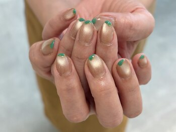 サンジュウヨン(34)/マグネットネイル パラジェル