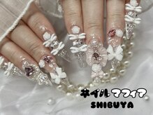 ジェルスカルプが人気♪お持ち込みデザインも大歓迎です！